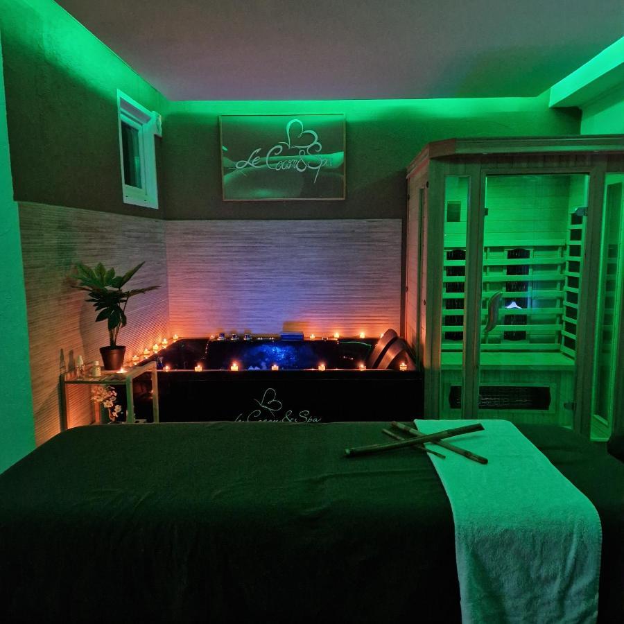 Derniere Reservations Avant Indisponibilite En Septembre Pour 12 Mois, Illimites Jacuzzi Spa Bain A Remous Interieur, Sauna Interieur, Parking Reserve, Vue Et Acces Parc, Prestations Uniques, 1Er Etage コルベイユ・エソンヌ エクステリア 写真