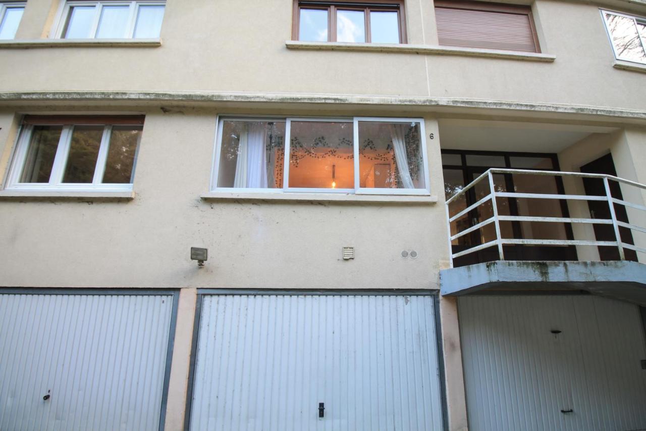 Derniere Reservations Avant Indisponibilite En Septembre Pour 12 Mois, Illimites Jacuzzi Spa Bain A Remous Interieur, Sauna Interieur, Parking Reserve, Vue Et Acces Parc, Prestations Uniques, 1Er Etage コルベイユ・エソンヌ エクステリア 写真