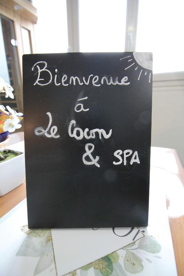 Derniere Reservations Avant Indisponibilite En Septembre Pour 12 Mois, Illimites Jacuzzi Spa Bain A Remous Interieur, Sauna Interieur, Parking Reserve, Vue Et Acces Parc, Prestations Uniques, 1Er Etage コルベイユ・エソンヌ エクステリア 写真